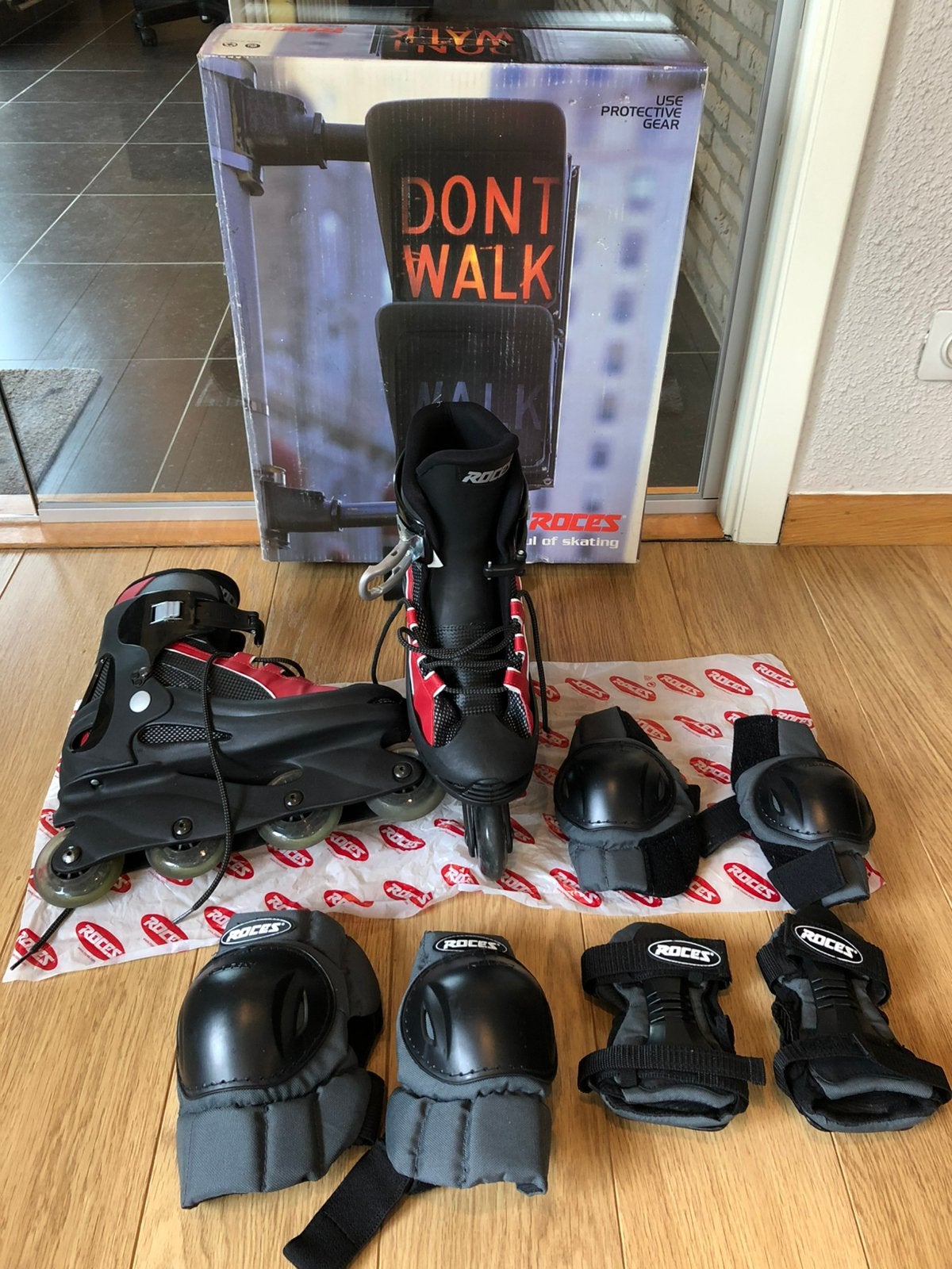 Roces Inline Skates met knie, hand/pols, elkeboogbescherming, Ophalen of Verzenden, Zo goed als nieuw, Roces