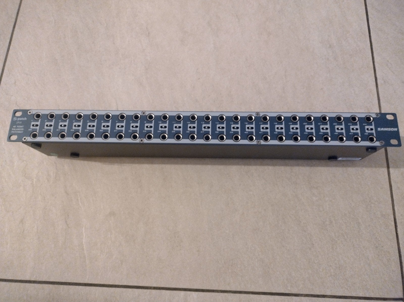 Samson S-patch Plus 48-poorts gebalanceerde patchbay, Muziek en Instrumenten, Ophalen of Verzenden, Zo goed als nieuw