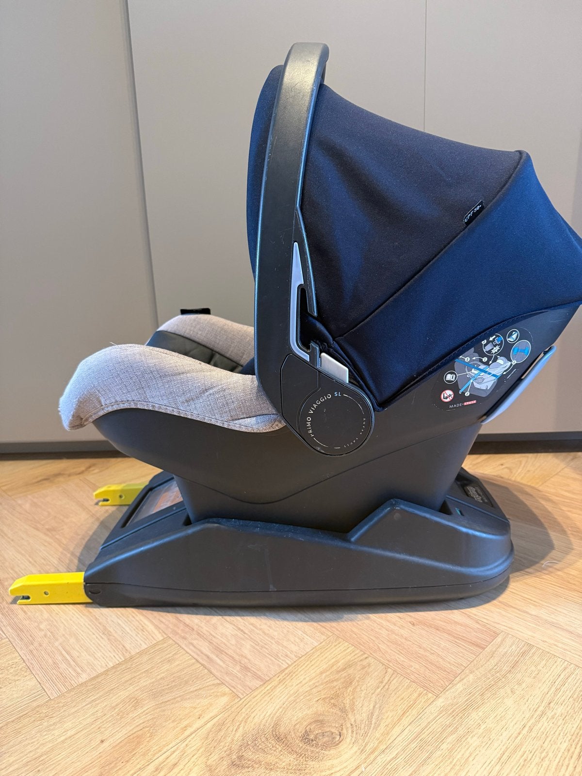 Peg Perego Maxi-Cosi met iso fix (zonder kinderwagen), Autogordel of Isofix, Gebruikt, Slaapstand, 0 t/m 13 kg