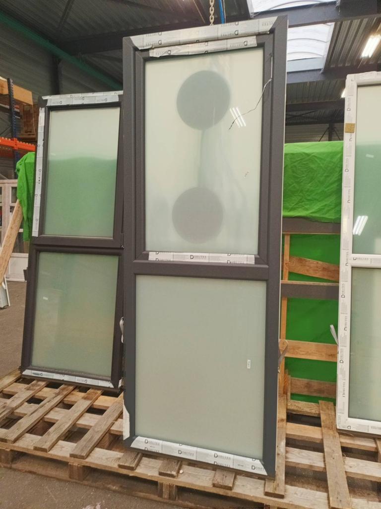 Kunststof Draaikiep vast kozijn  b87 x h230 cm -2405-