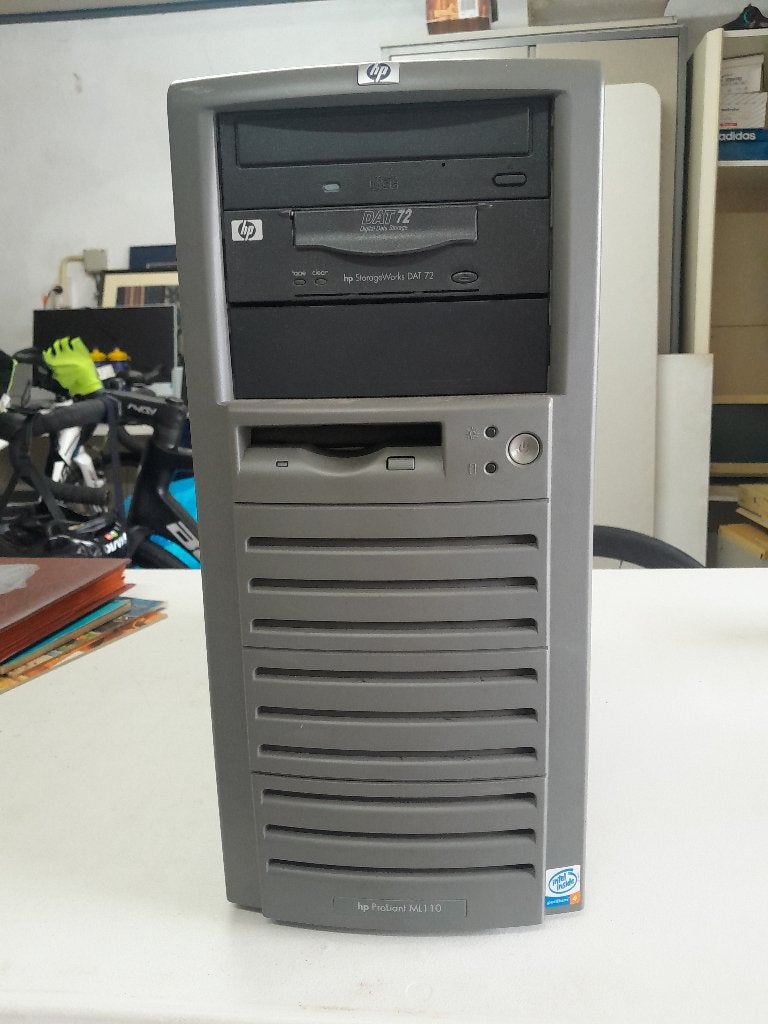 HP ProLiant ML110 G1 Tower Server, Computers en Software, Ophalen, Gebruikt, Onbekend
