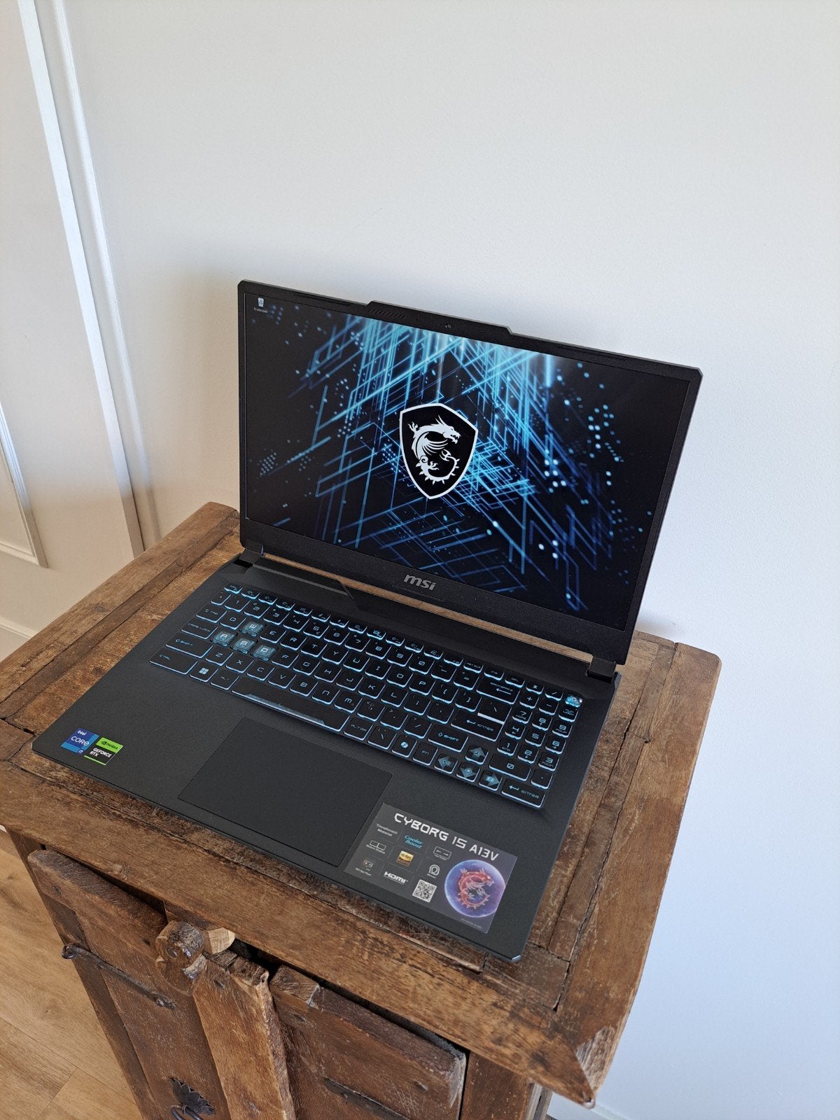 MSI Cyborg 15 RTX 4050 Gaming Laptop i7-13620H | 144Hz
€ 750, Msi, Met videokaart, 2 tot 3 Ghz, Intel Core i7-13620H