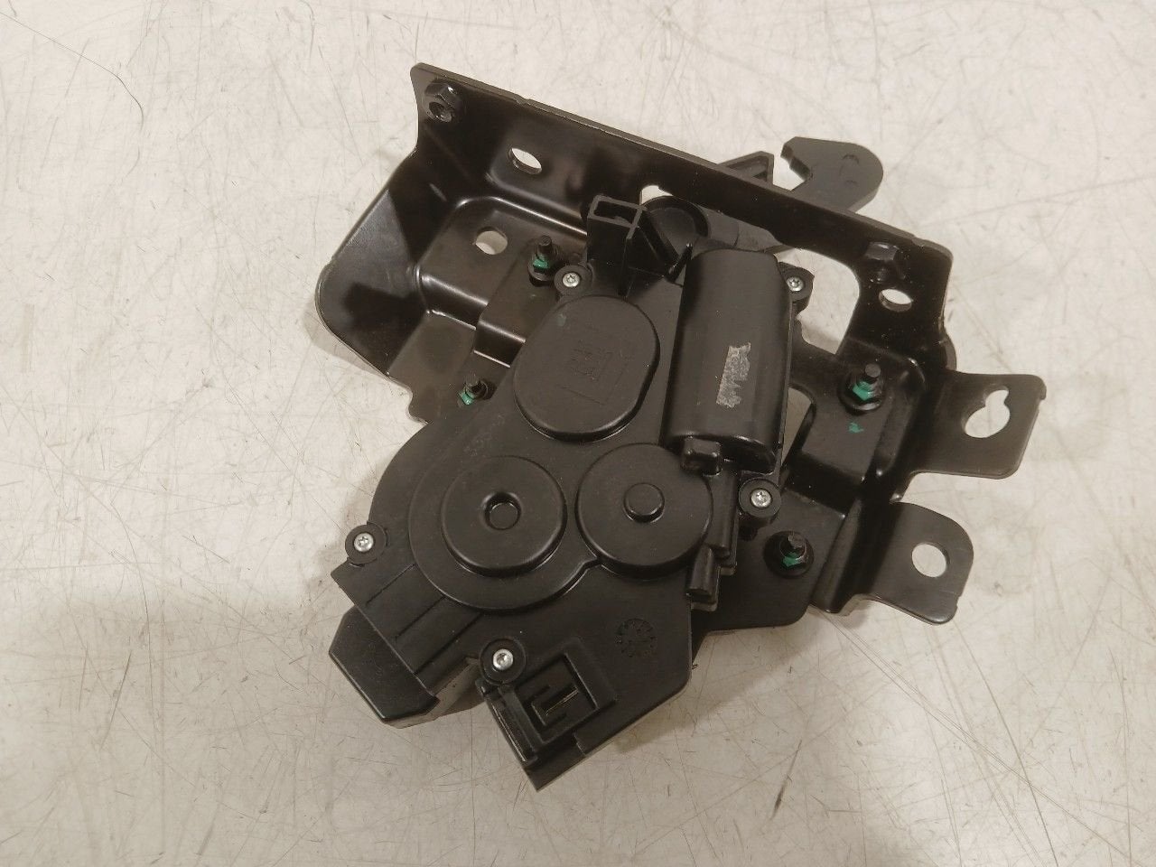Slot mechaniek kofferdeksel achterklep elektrisch Opel Tigra, Onderdelen@venauto.nl, Van der Ven Autorecycling B.V., Gebruikt