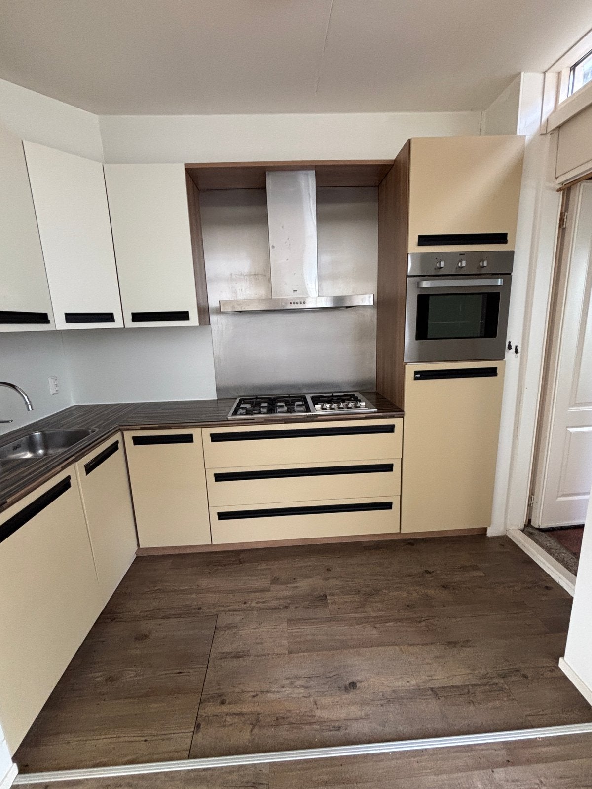 Complete keuken met inbouwapparatuur, Ophalen, Gebruikt