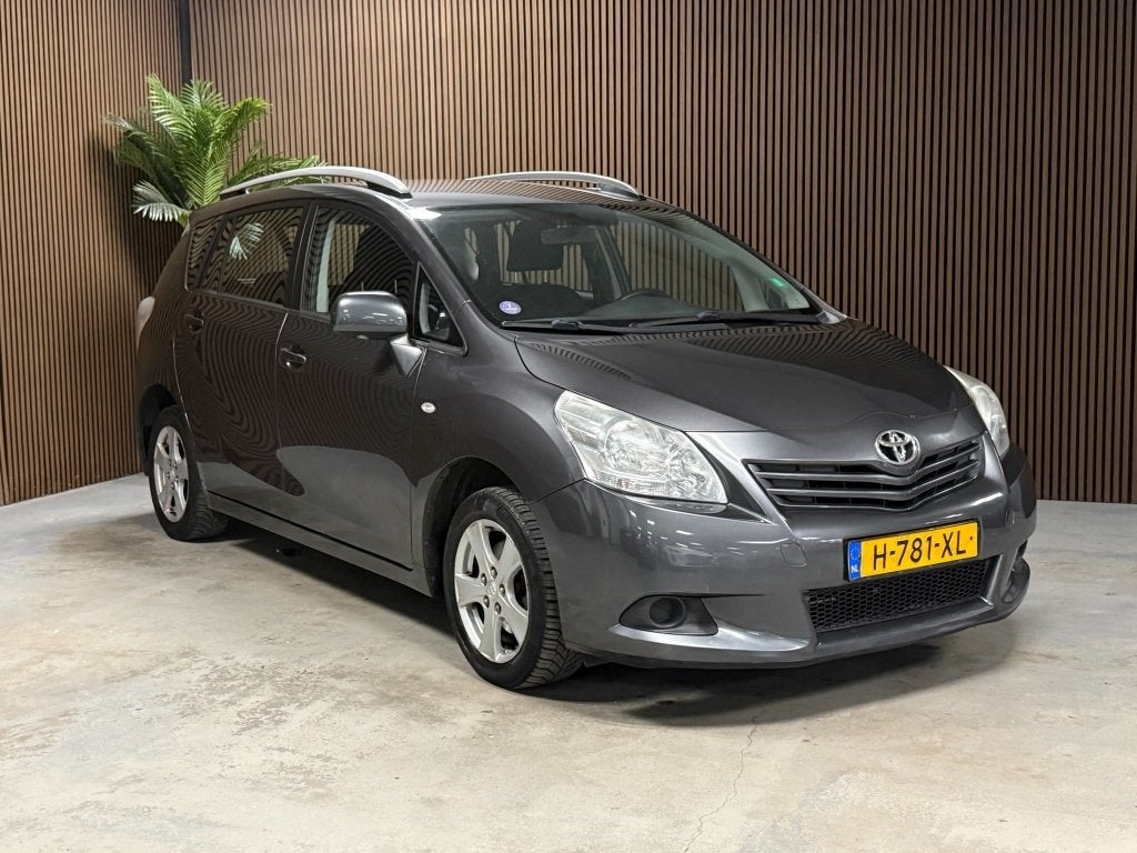 Toyota Verso 1.6 VVT-i Comfort (bj 2011), Auto's, Voorwielaandrijving, Euro 5, Gebruikt, 4 cilinders