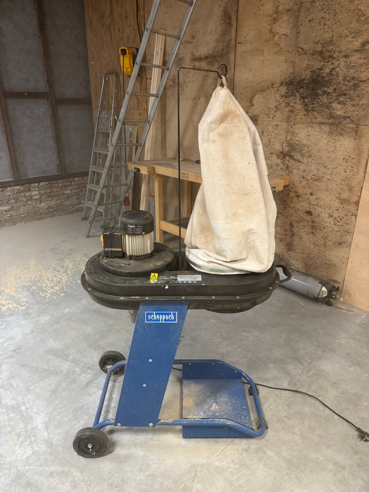 Scheppach HD12 Afzuiger - Perfect voor Houtbewerking, Ophalen