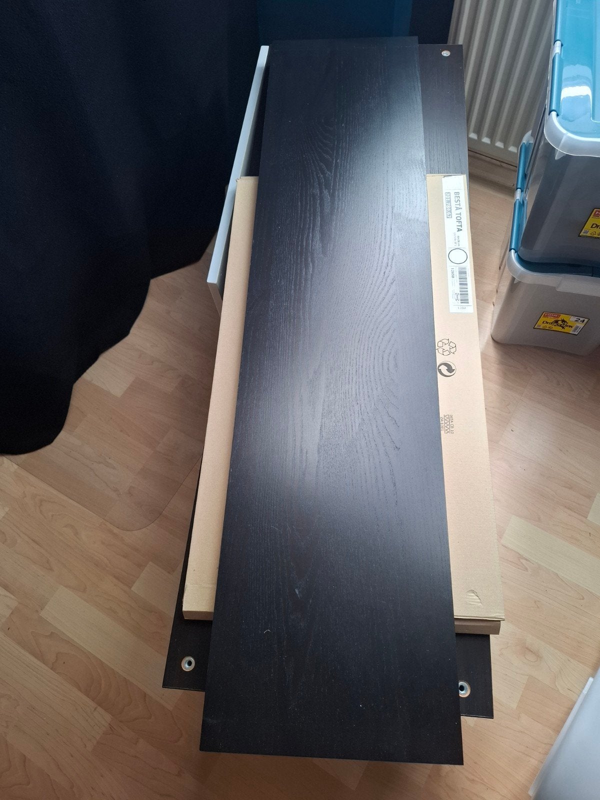 IKEA BESTA TOFTA plank zwartbruin, Ophalen, Zo goed als nieuw