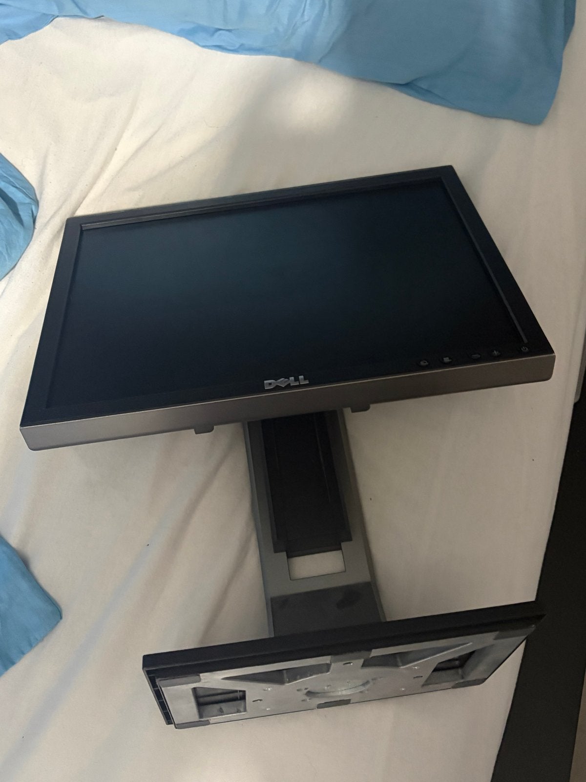 Dell monitor met verstelbare voet, Computers en Software, Monitoren, Ophalen, In hoogte verstelbaar, DVI, 60 Hz of minder