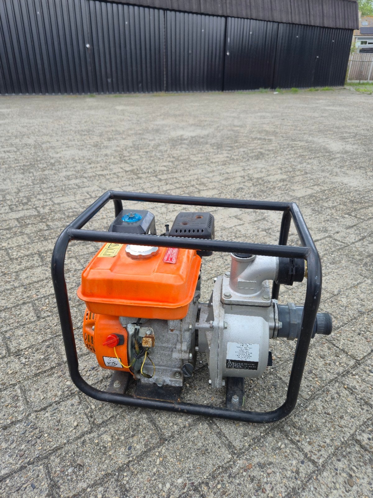 Waterpomp op benzine, Tuin en Terras, Waterpompen, Ophalen of Verzenden, Gebruikt, Handmatig, Overige typen