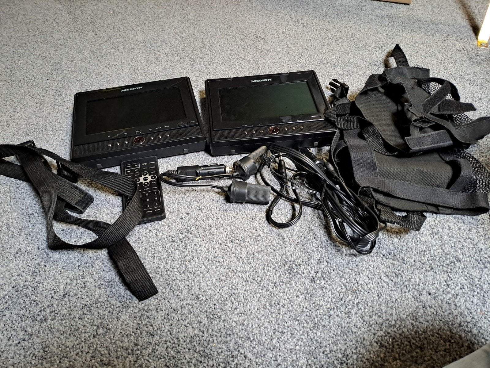 Medion draagbare DVD-spelerset met accessoires, Gebruikt, Draagbaar, Ophalen of Verzenden, Overige merken