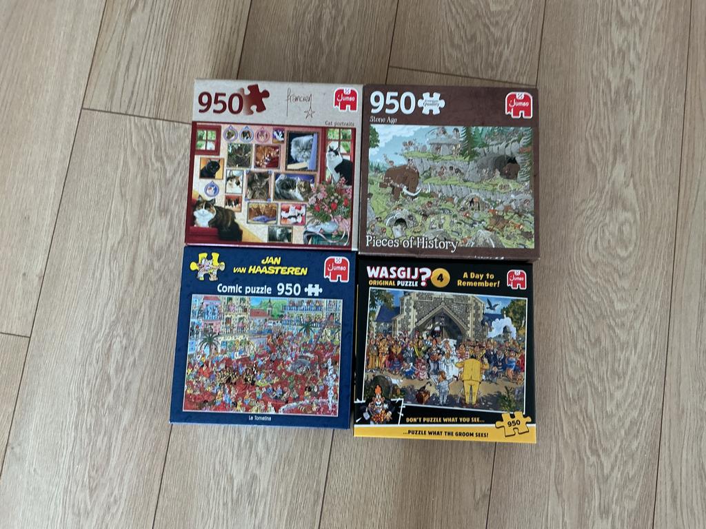 Vier Jumbo puzzels van 950 stukjes, Ophalen of Verzenden, 500 t/m 1500 stukjes, Gebruikt, Legpuzzel