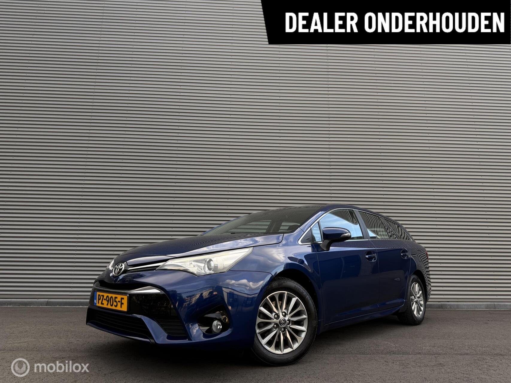 Toyota Avensis 1.8 VVT-i Aspiration | Clima | Camera | Cruis, Voorwielaandrijving, 4 cilinders, Blauw, Origineel Nederlands