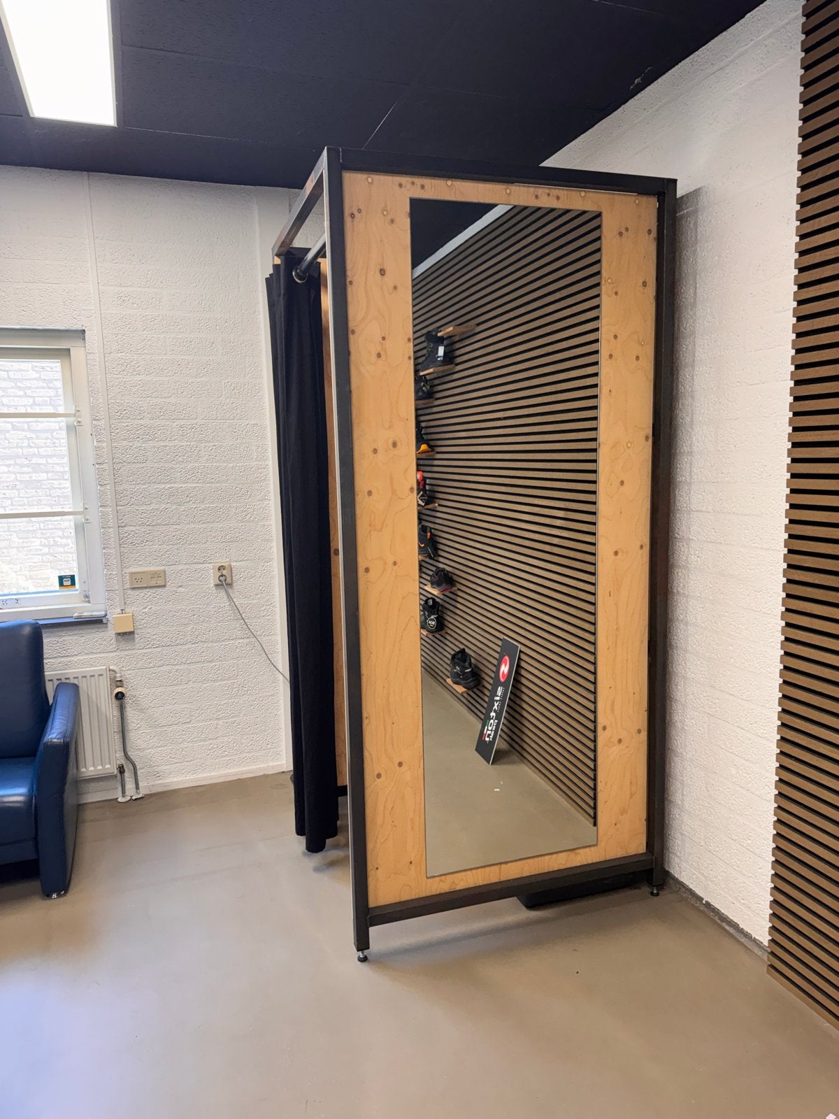 Mobiele Paskamer - Staal en Hout Design, Ophalen
