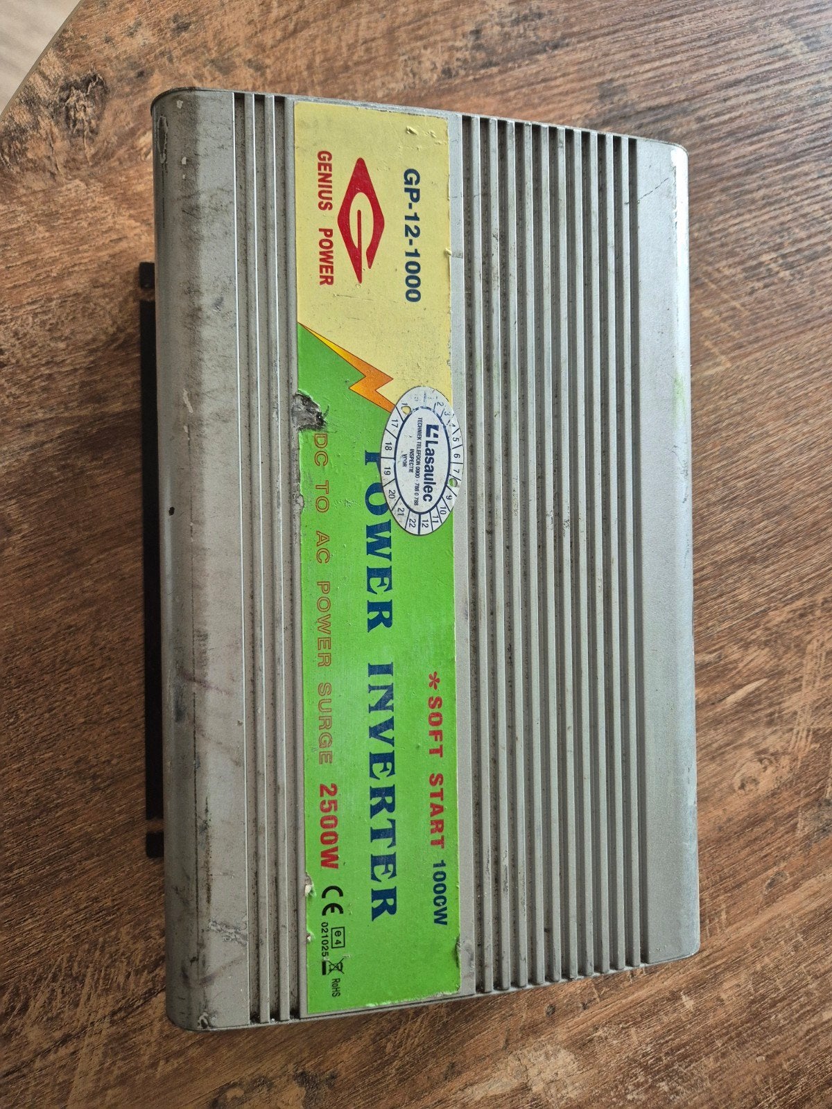 genius inverter modified 12v DC 230 AC 1000 W omvormer, Ophalen of Verzenden, Gebruikt