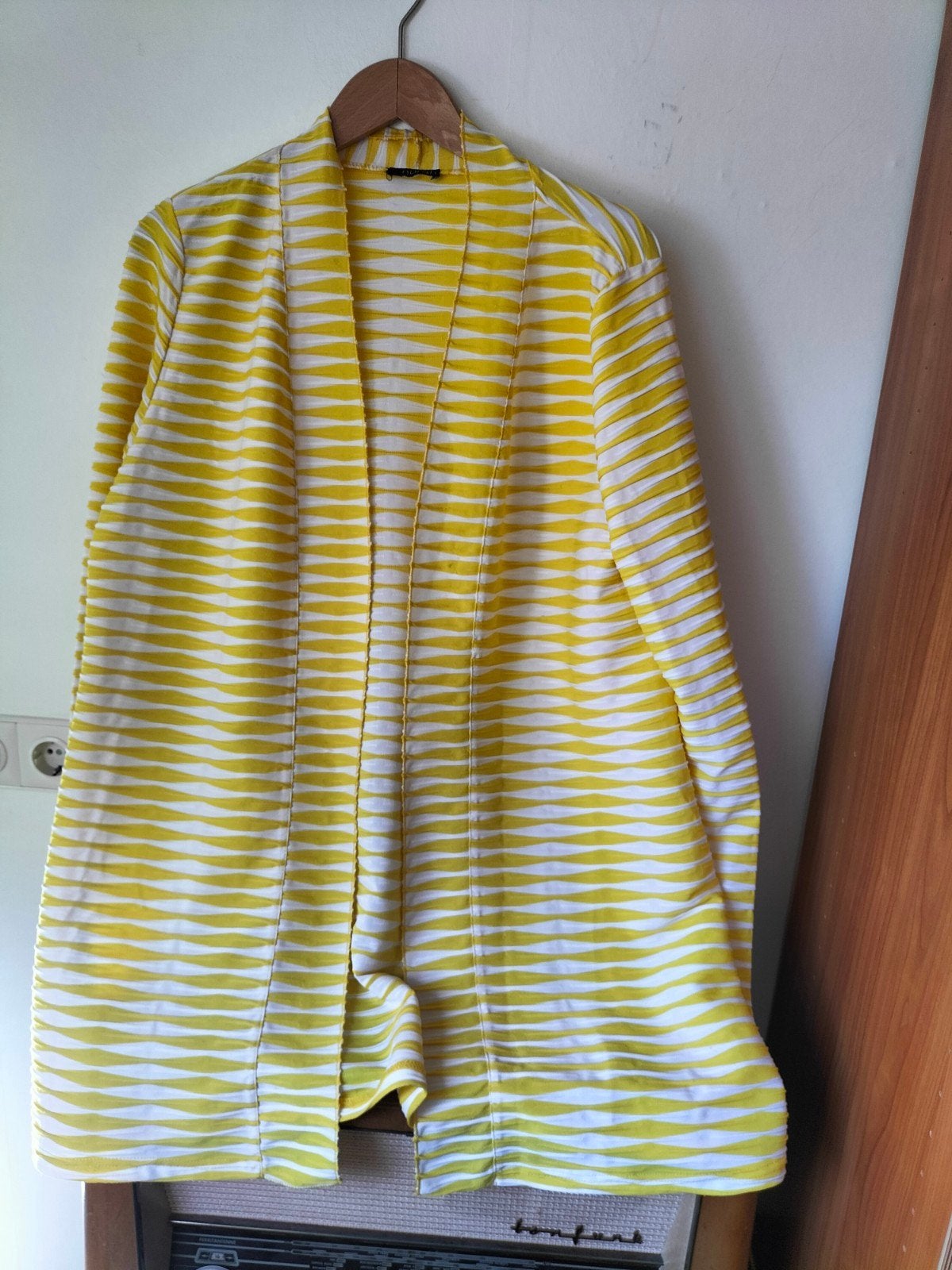 wit geel vest van Norah maat 46, Ophalen, Geel, Maat 46/48 (XL) of groter, Zo goed als nieuw