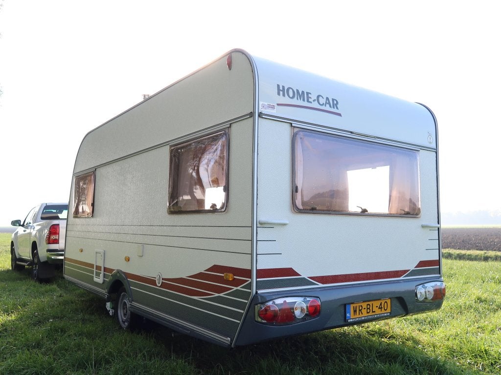 TOPSTAAT: Home-Car Racer Trophy 44 / voortent / 2x luifel, Home-car, Standaardzit, Bedrijf, 750 - 1000 kg