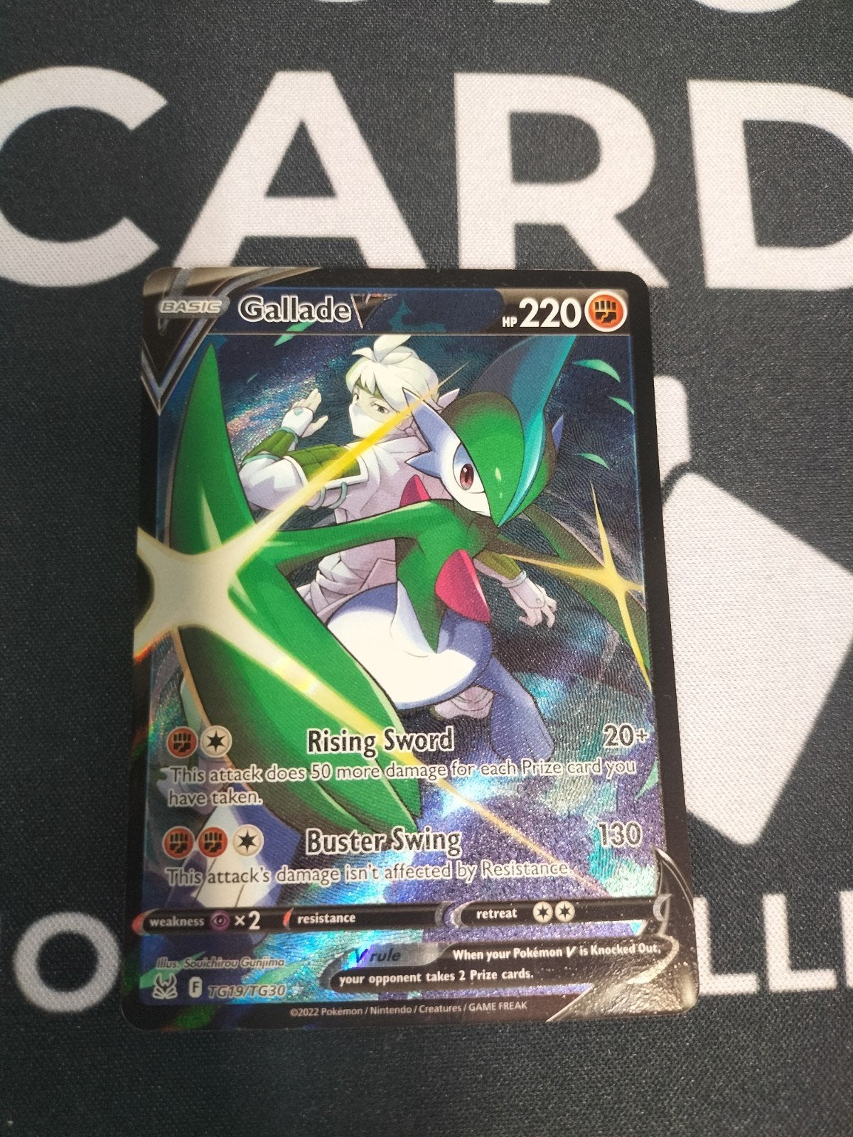 Gallade V TG19/TG30 Pokémon Kaart - Crown Zenith, Ophalen of Verzenden, Zo goed als nieuw, Losse kaart