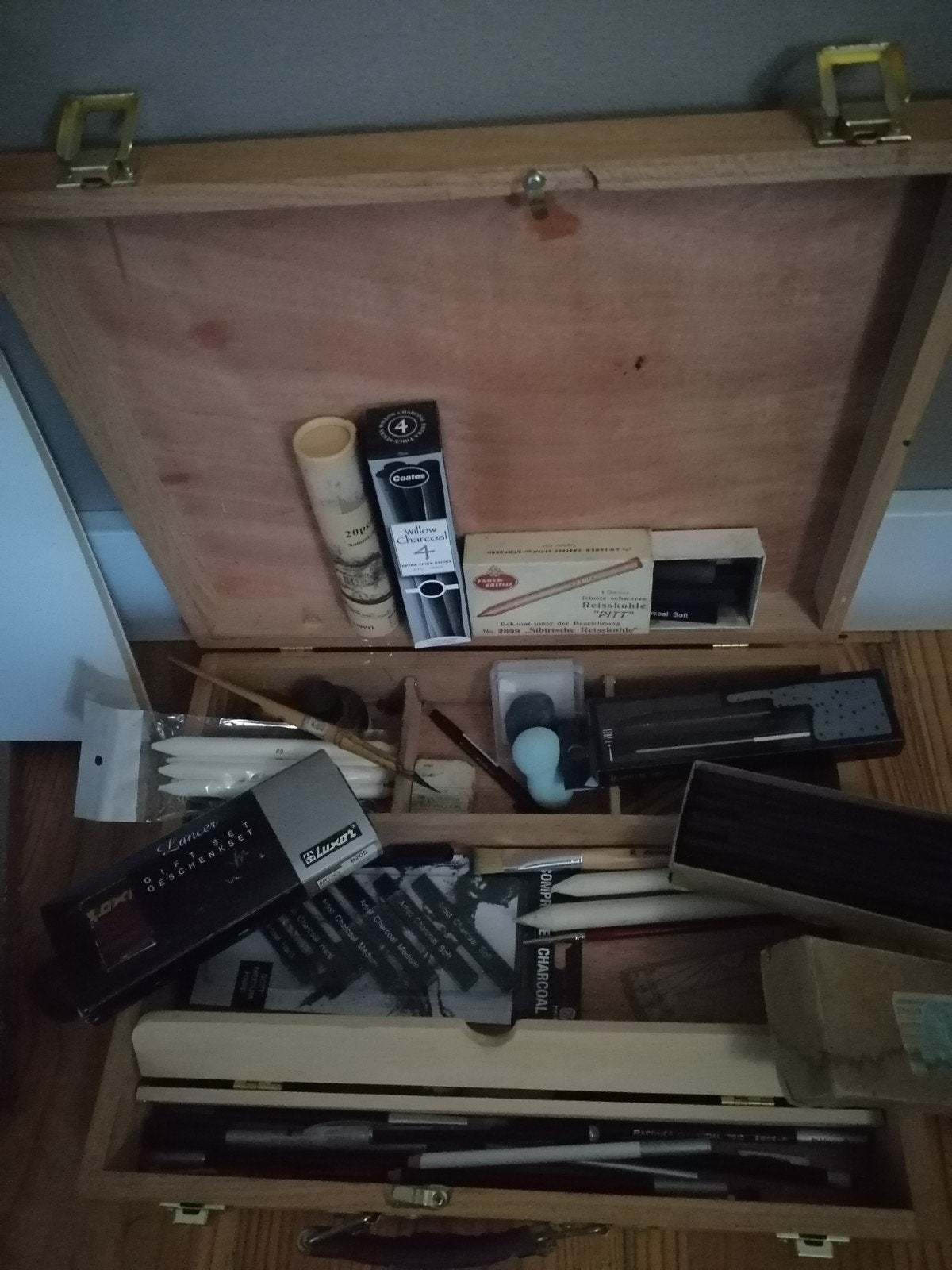 Complete Houtskool kunstenaarsset in luxe houten box + ezel, Ophalen of Verzenden