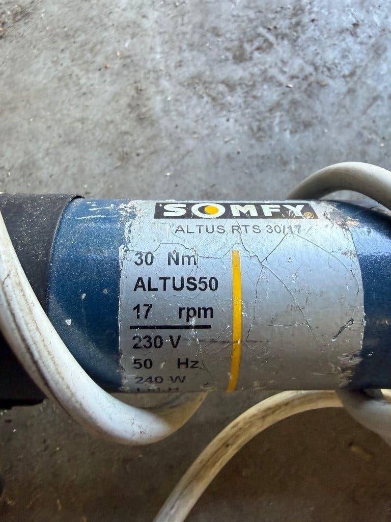 Somfy Altus RTS 30/17 buismotor voor rolluik/zonwering, Gebruikt, Overige kleuren, Minder dan 100 cm, Ophalen of Verzenden