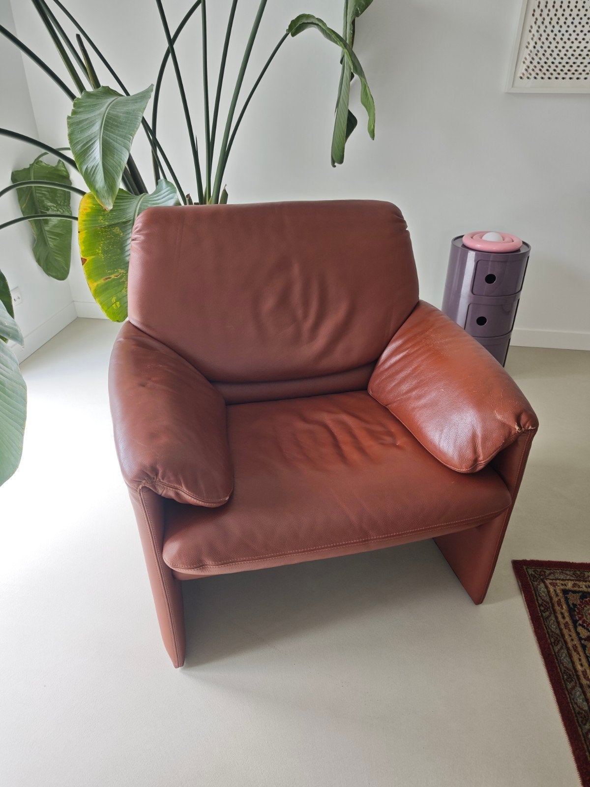 Leolux Bora Beta fauteuil, bordeaux rood, Ophalen, Gebruikt, Eenpersoons, Minder dan 150 cm