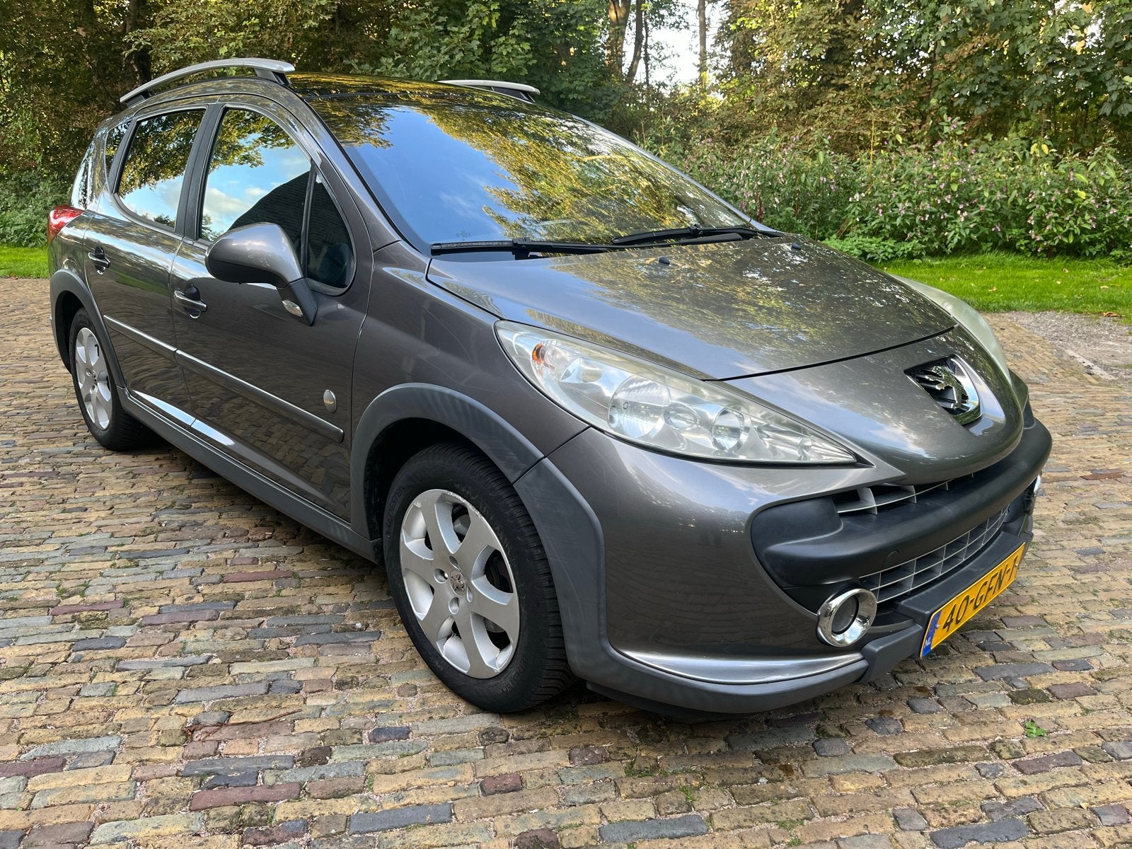 Peugeot 207 1.6 16V SW Outdoor 2008 Grijs, 4 cilinders, 1110 kg, Origineel Nederlands, Stationwagon