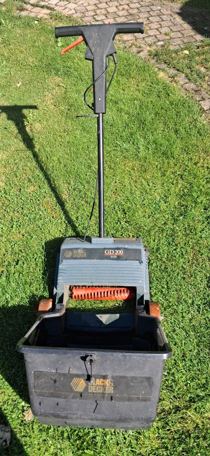 Black & Decker GD 200 Grasmaaier - Prima Staat, Ophalen, Cirkelmaaier, Gebruikt, Elektrische grasmaaier