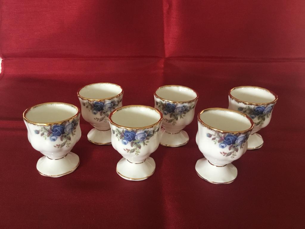 Royal Albert MOONLIGHT ROSE EIERDOPJES PER STUK, Antiek en Kunst, Antiek | Servies los, Ophalen of Verzenden