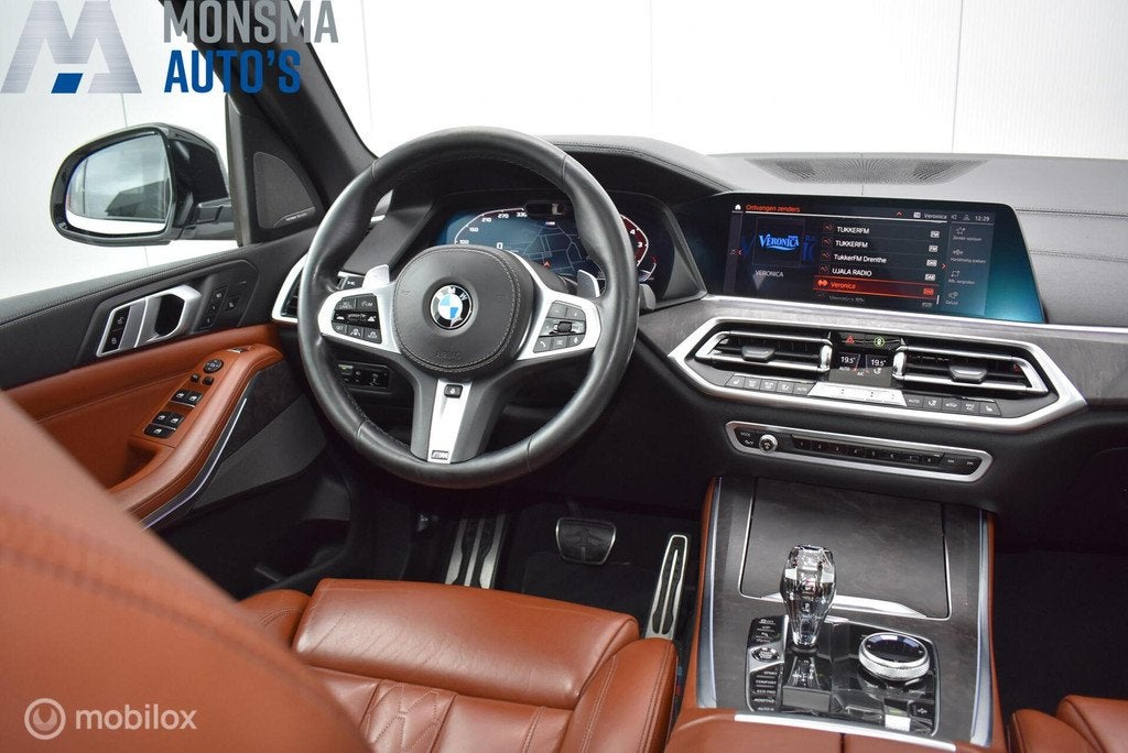 BMW X5 xDrive40i M-Performance Mineralweiß Pano Nappa HUD S, Automaat, Gebruikt, Vierwielaandrijving, 129 €/maand