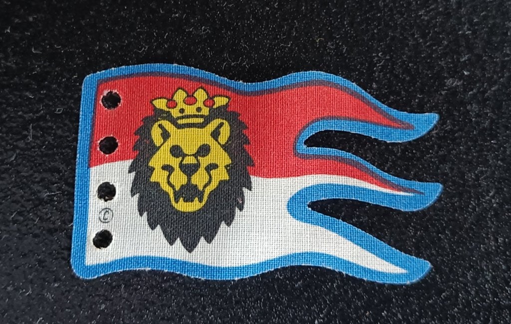 Lego [Part x376px6] Cloth Flag 8 x 5 Wave with Royal Knights, Gebruikt, Lego, Accessoire, Ophalen of Verzenden