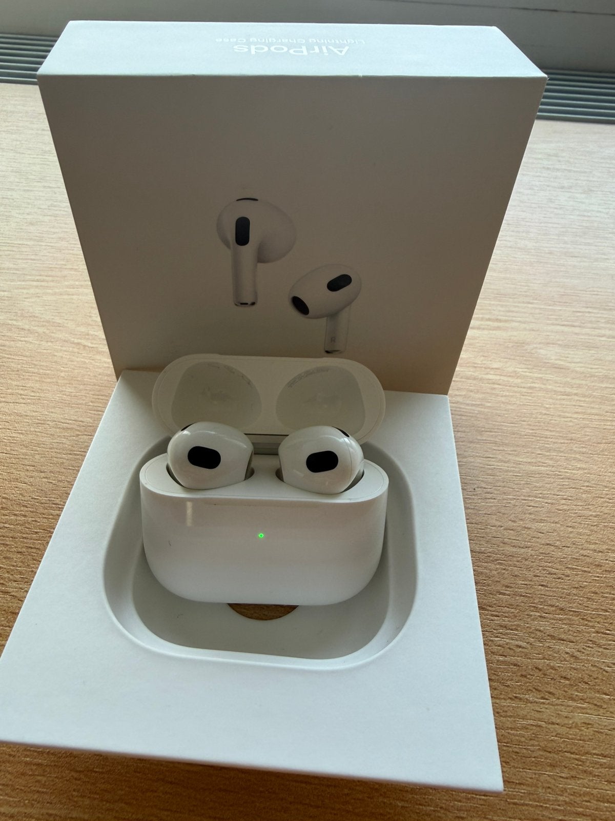 Apple AirPods. 3rd generation, Ophalen of Verzenden, Zo goed als nieuw