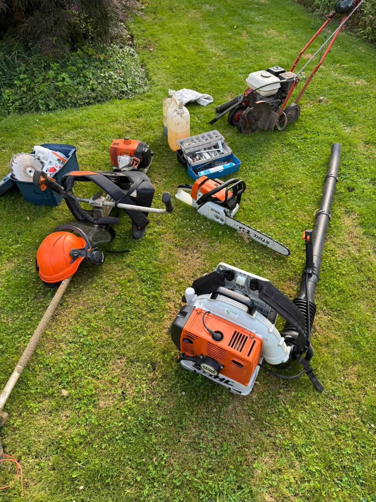 Te koop, MKZ, Bosmaaier, bladblazer en graskantenmacjine, Tuin en Terras, Ophalen, Zo goed als nieuw, Benzine