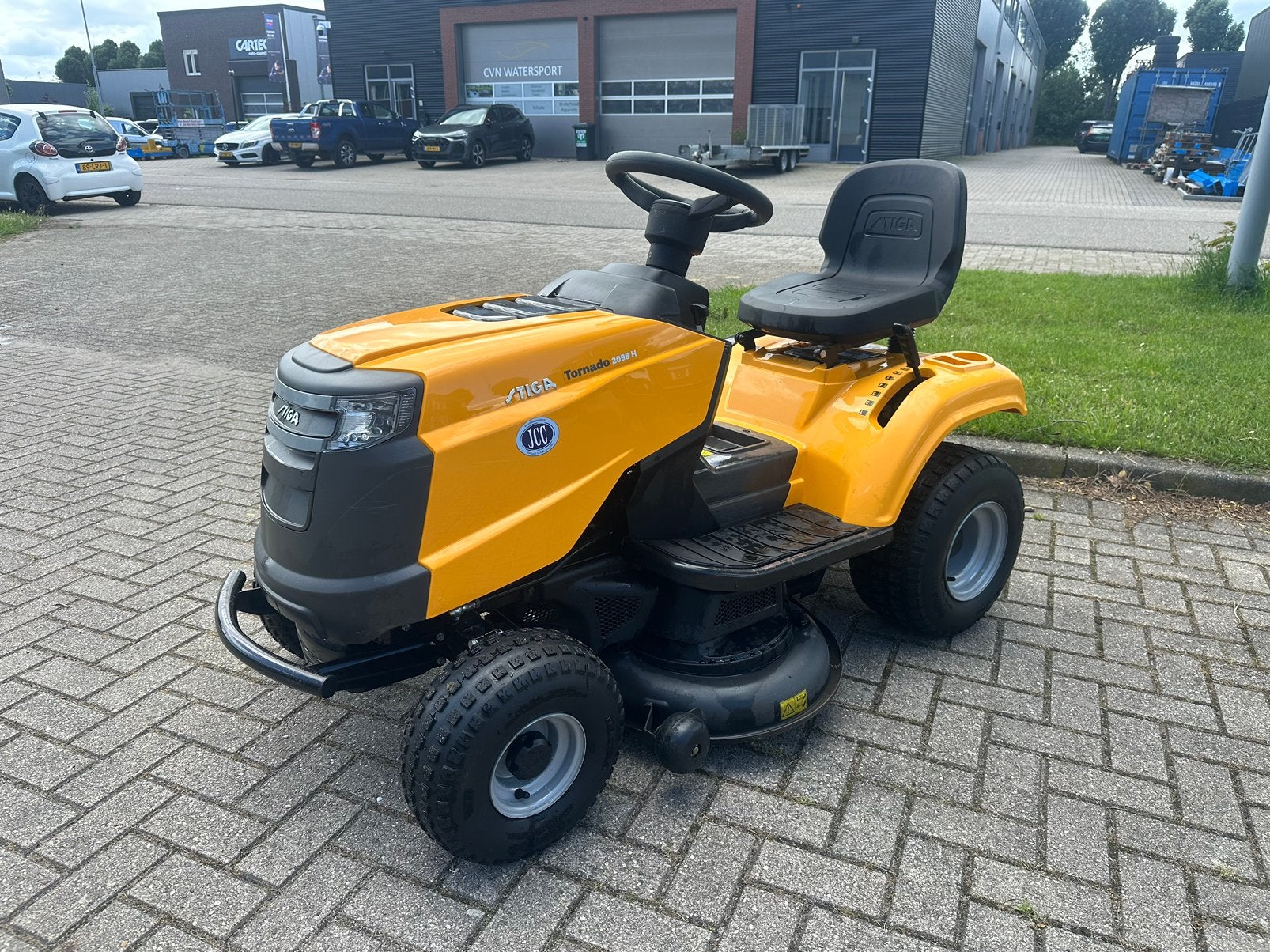 Stiga tornado 2098H, Ophalen, Gebruikt