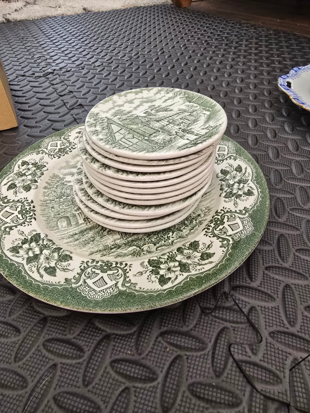 Staffordshire Ironstone "The Friendly Village", Antiek en Kunst, Ophalen