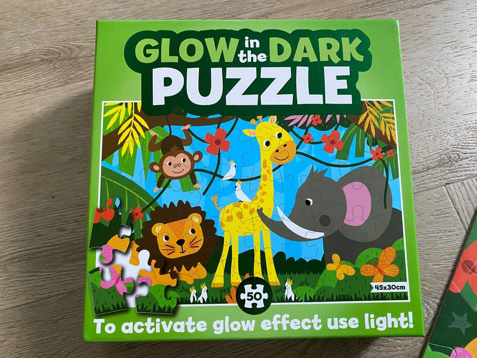 Glow in the Dark Puzzel - Dieren in de Jungle (50 stukjes), Ophalen of Verzenden, Meer dan 50 stukjes, Zo goed als nieuw, 4 tot 6 jaar