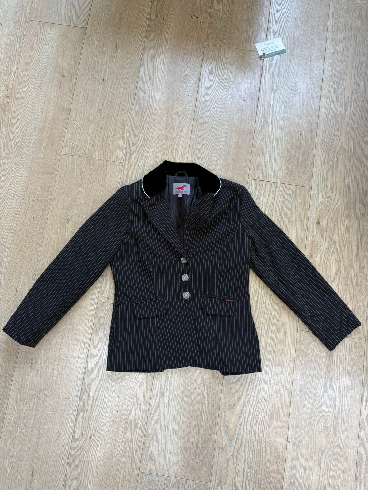 Te koop: prachtig zwart gestreept wedstrijdjasje, Dames, Dressuur, Red Horse, XS