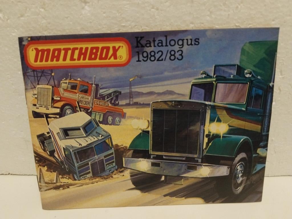 Matchbox catalogus Katalogus 1982 - 1983 new 3INCH, Hobby en Vrije tijd, Modelauto's | Overige schalen, Ophalen of Verzenden, Zo goed als nieuw