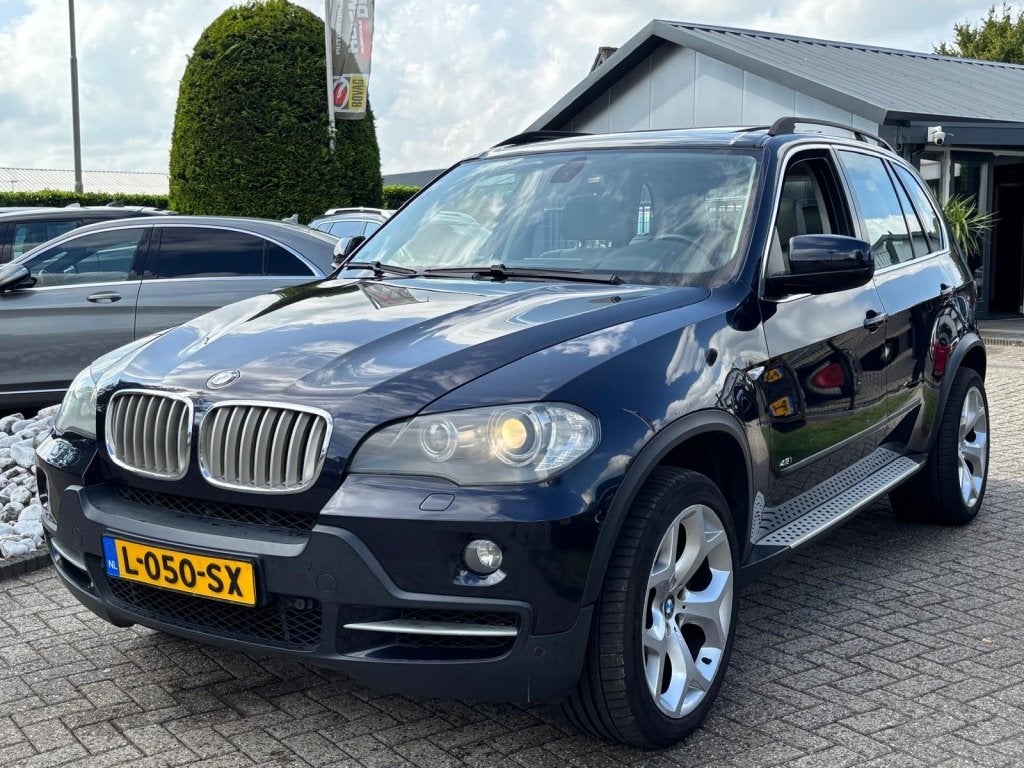 BMW X5 4.8i V8 X-Drive Pano Trekhaak 7-Persoons (bj 2006), Auto's, Gebruikt, Blauw, 2145 kg, Leder