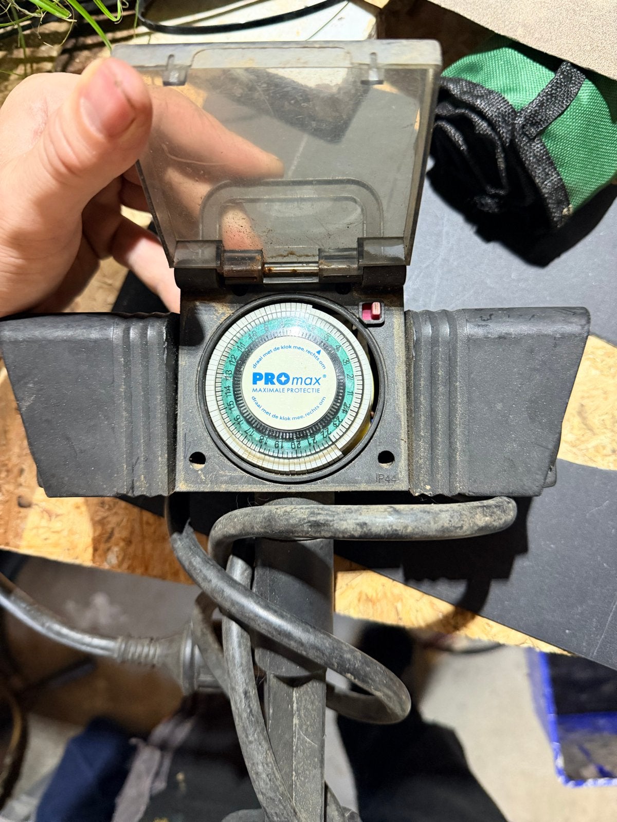PROmax Tijdschakelaar IP44 - Max 3500W, Ophalen, Gebruikt