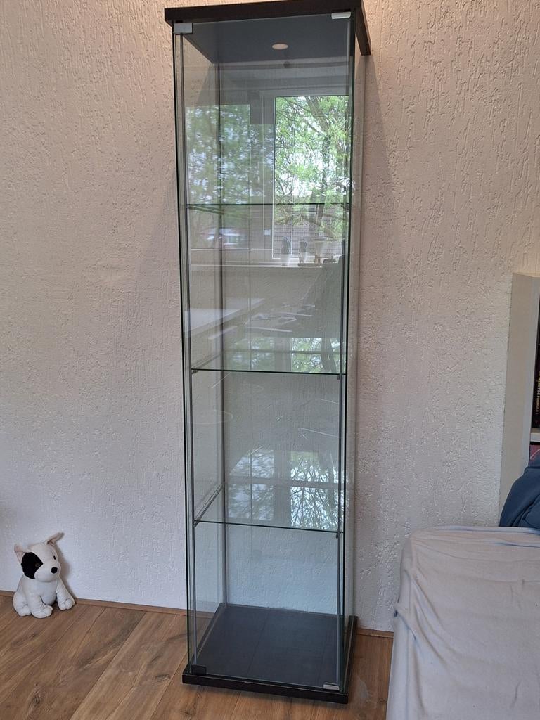 Glazen vitrinekast met 3 glazen planken, Ophalen, Met plank(en), Minder dan 50 cm, Gebruikt