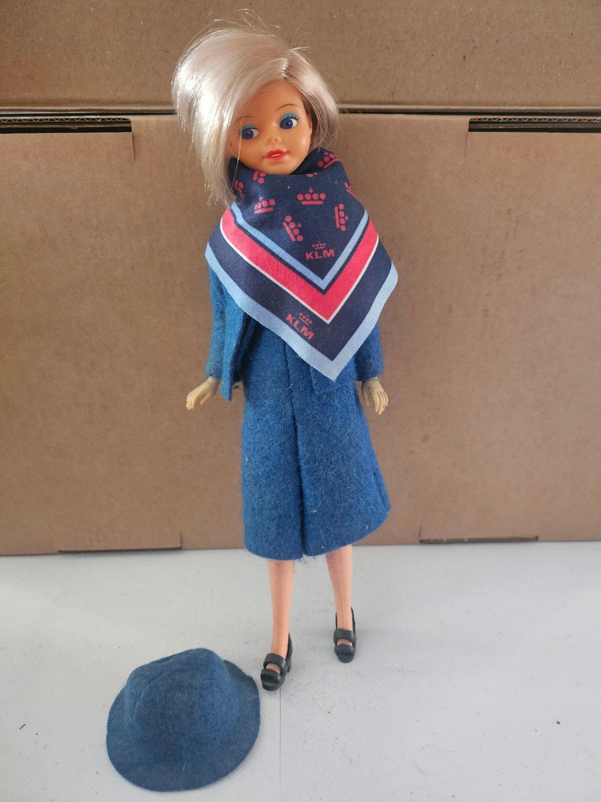 Vintage KLM Barbie pop met originele kleding en hoed, Ophalen of Verzenden, Gebruikt