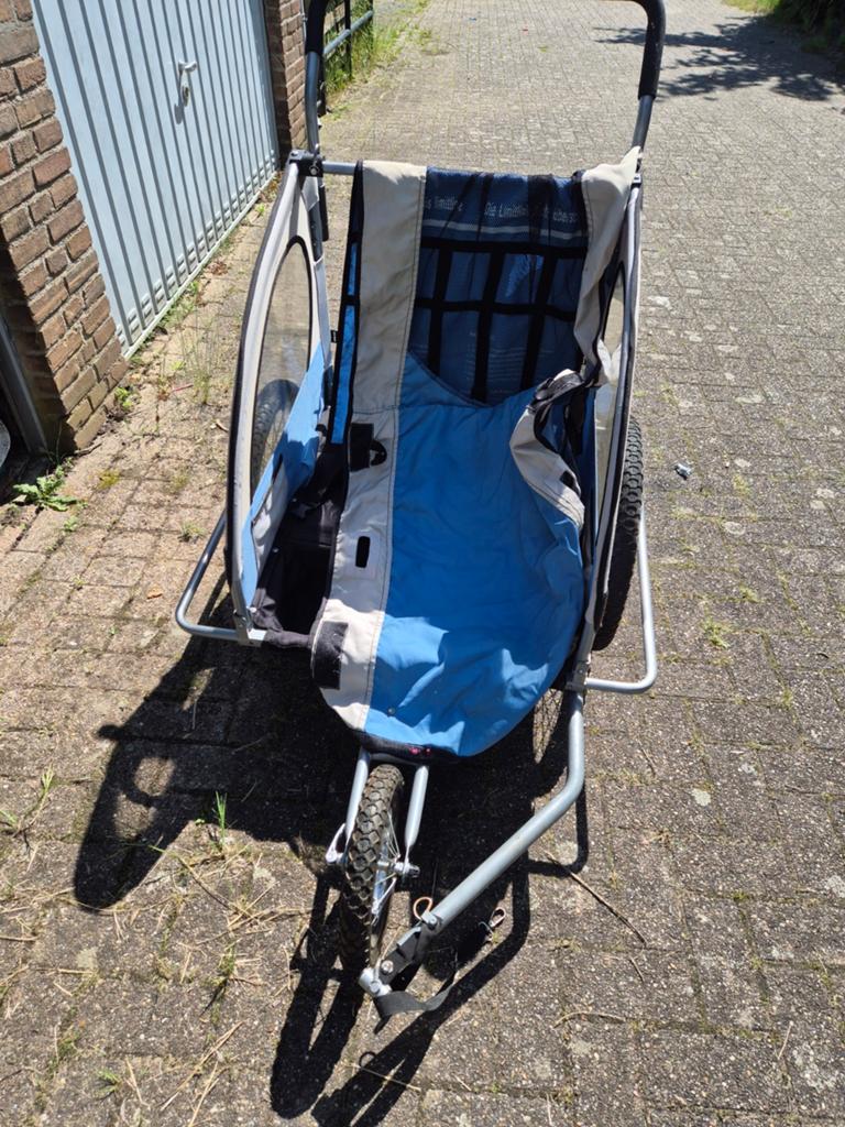 Blauwe fietskar voor kinderen of huisdieren opvouwbaar, Fietsen en Brommers, Fietsaccessoires | Aanhangers en Karren, Ophalen