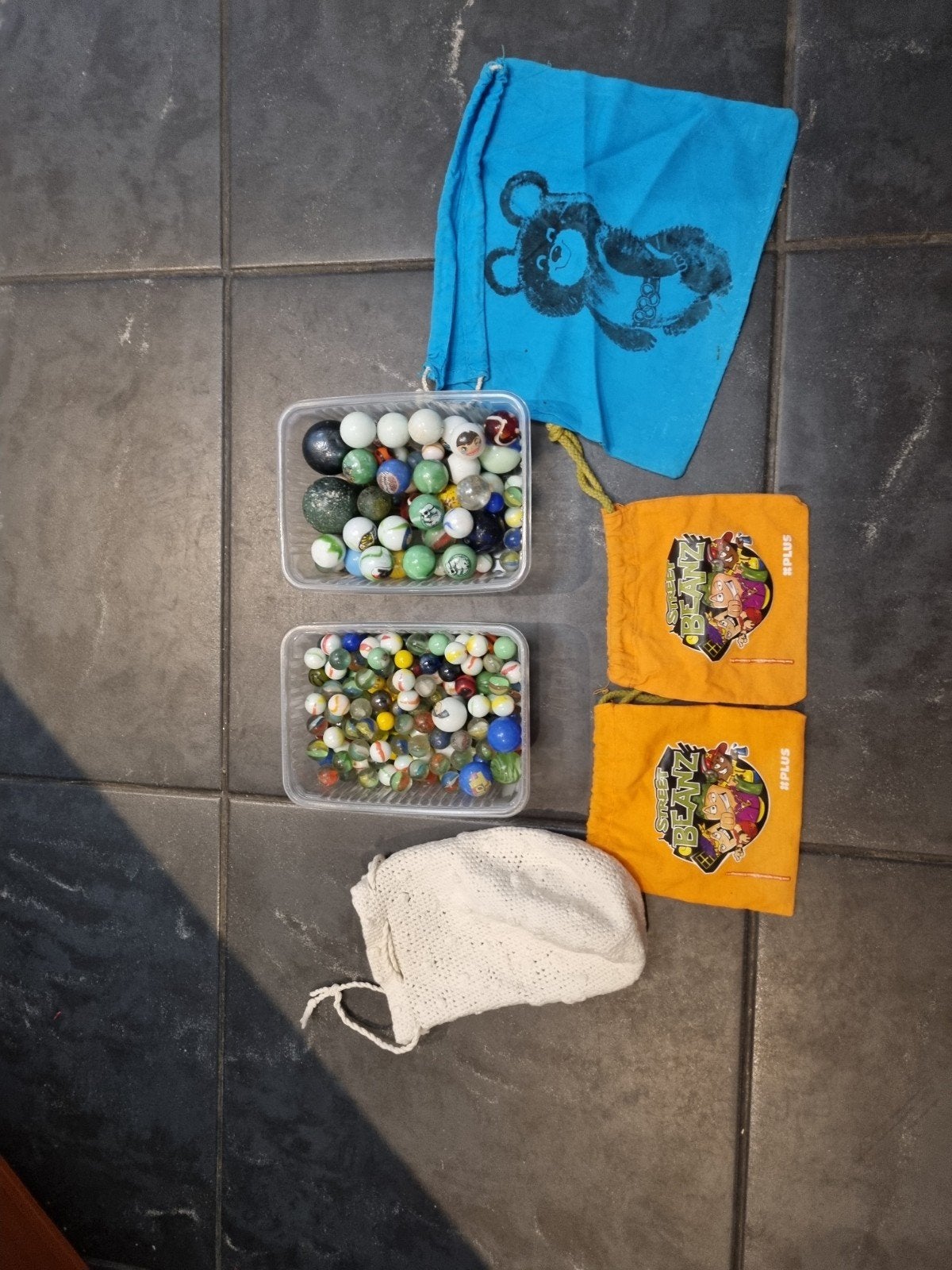 Grote verzameling knikkers met zakjes, Ophalen of Verzenden, Gebruikt, Jongen of Meisje