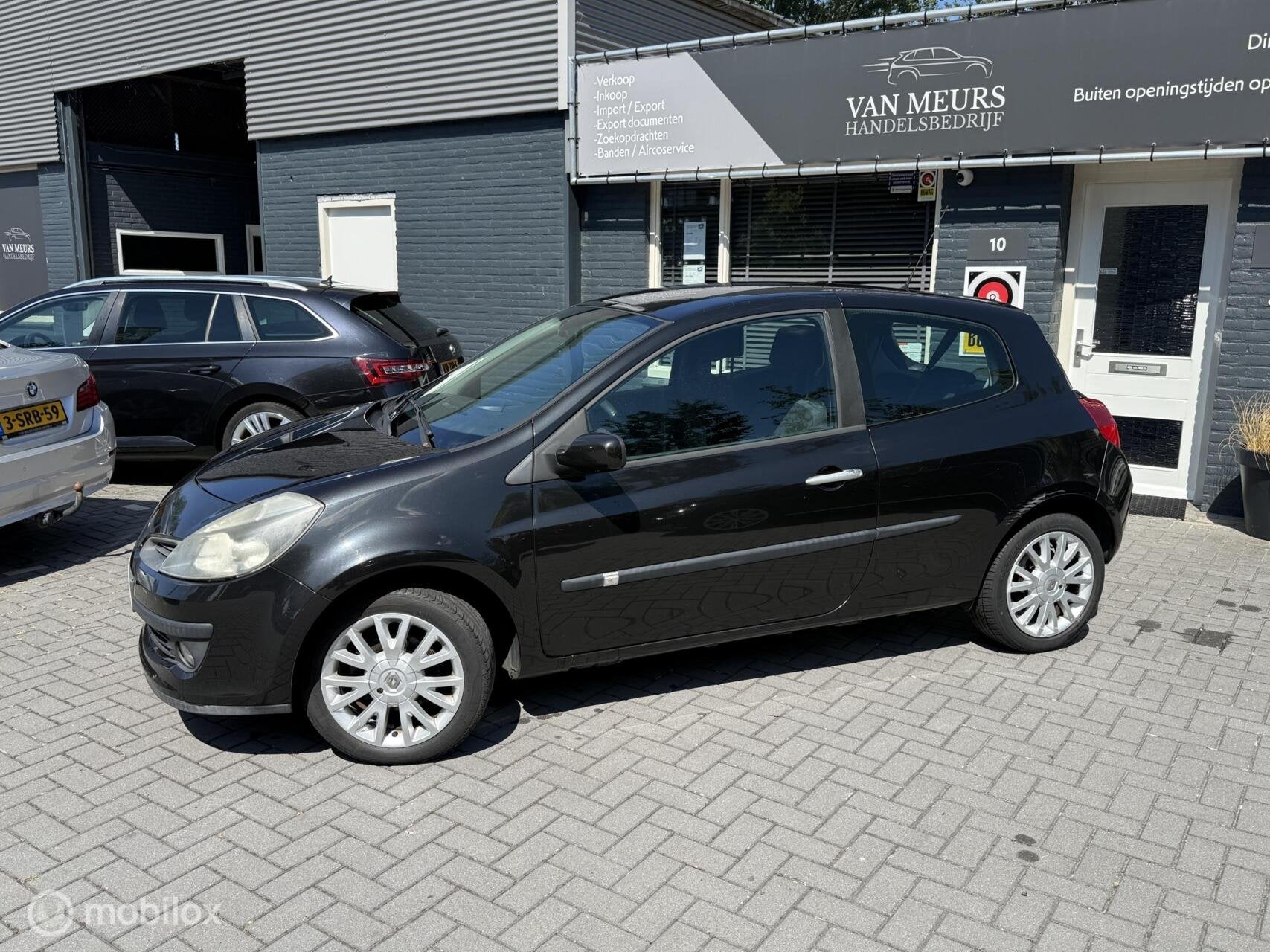 Renault Clio 1.4-16V Dynamique Luxe, airco, apk 07-2027, Auto's, Voorwielaandrijving, Gebruikt, Zwart, 4 cilinders