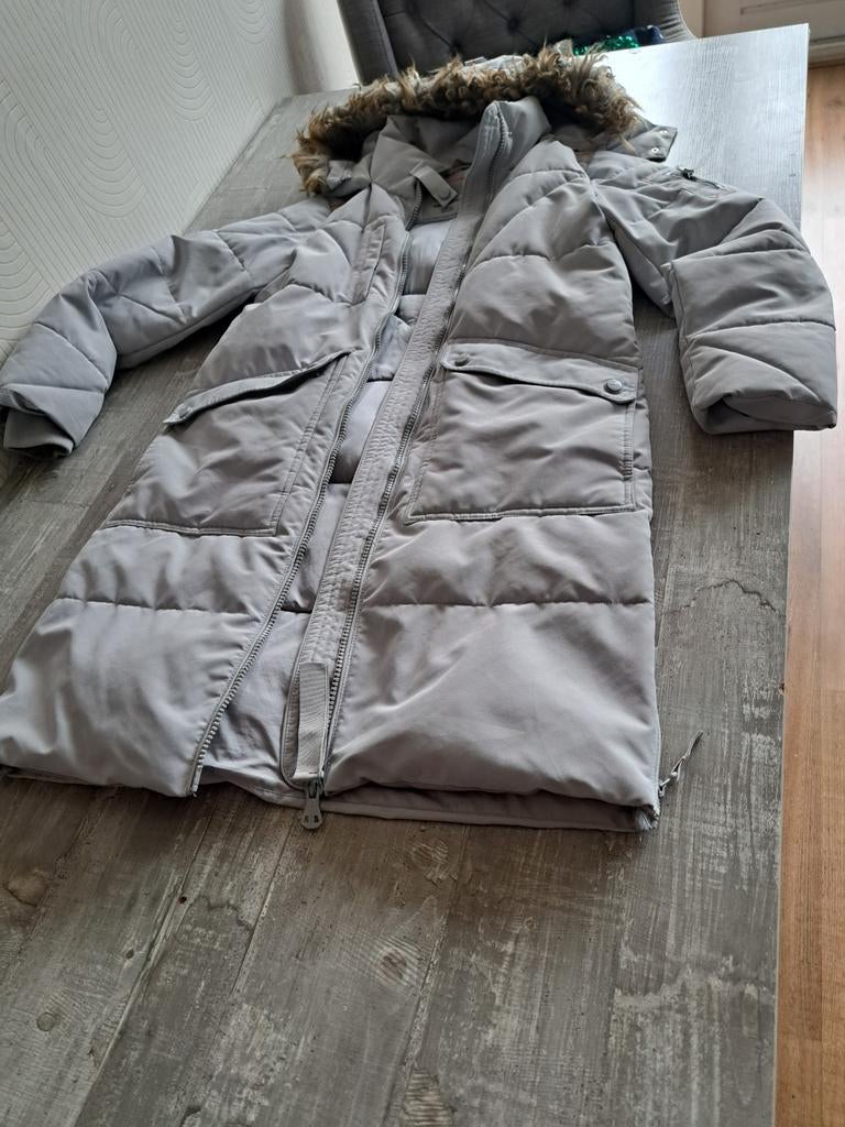 Prachtige dubbel gevoerde dames parka lang maat s, Ophalen of Verzenden, Zo goed als nieuw, Maat 38/40 (M), Zwart