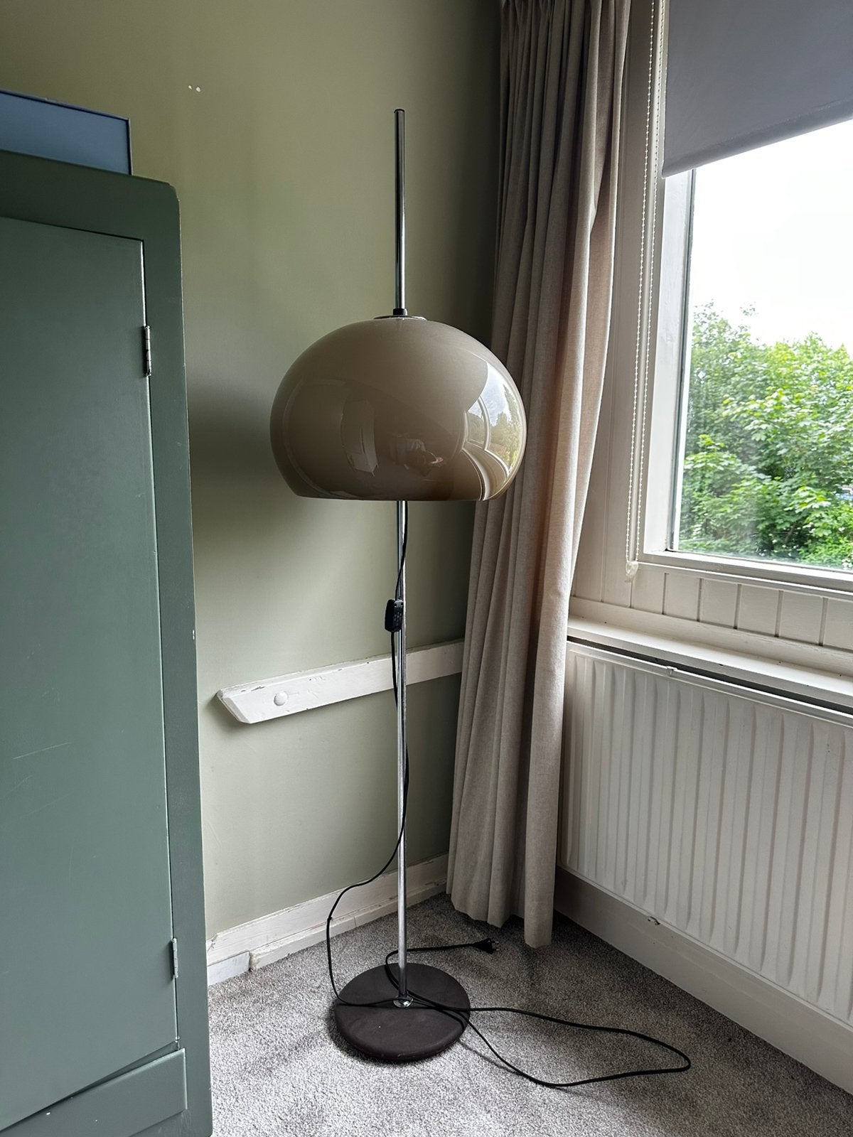Vintage Herda mushroom XXL vloerlamp met scheur, Huis en Inrichting, Lampen | Vloerlampen, Ophalen, Gebruikt, Retro vintage, Metaal