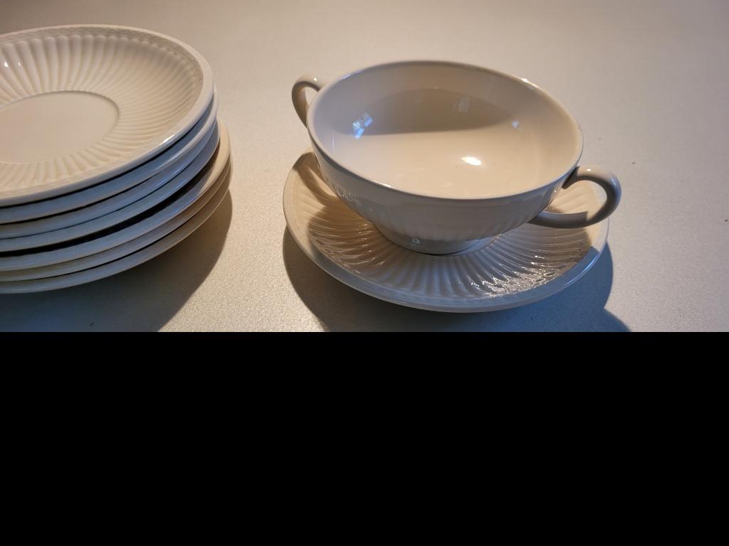 Wedgwood Edme soepkom met schotel 8 stuks, Ophalen of Verzenden, Zo goed als nieuw, Wedgwood, Kop(pen) en/of Schotel(s)