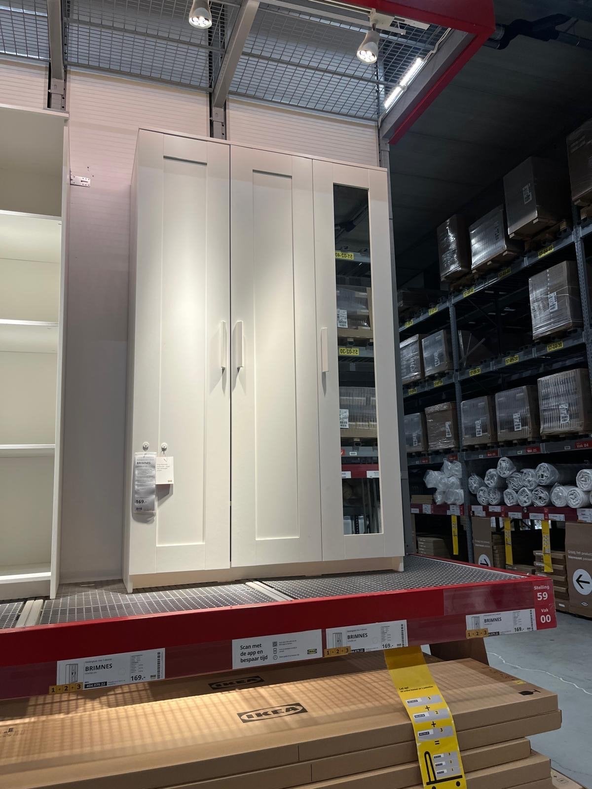 IKEA Brimnes kast - Wit, gedemonteerd en klaar voor ophalen, Ophalen, Gebruikt, 100 tot 150 cm, 200 cm of meer