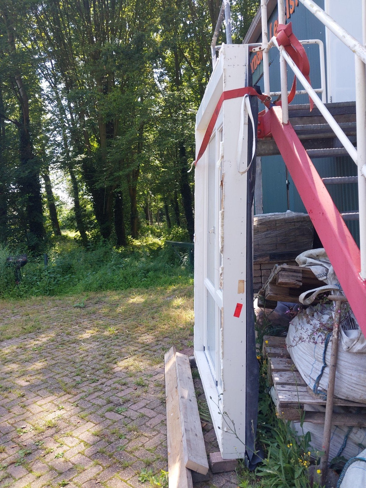 vrijwel nieuw kozijn met draaikiepraam, Doe-het-zelf en Verbouw, Ophalen, Overige typen, Zo goed als nieuw, 150 tot 225 cm