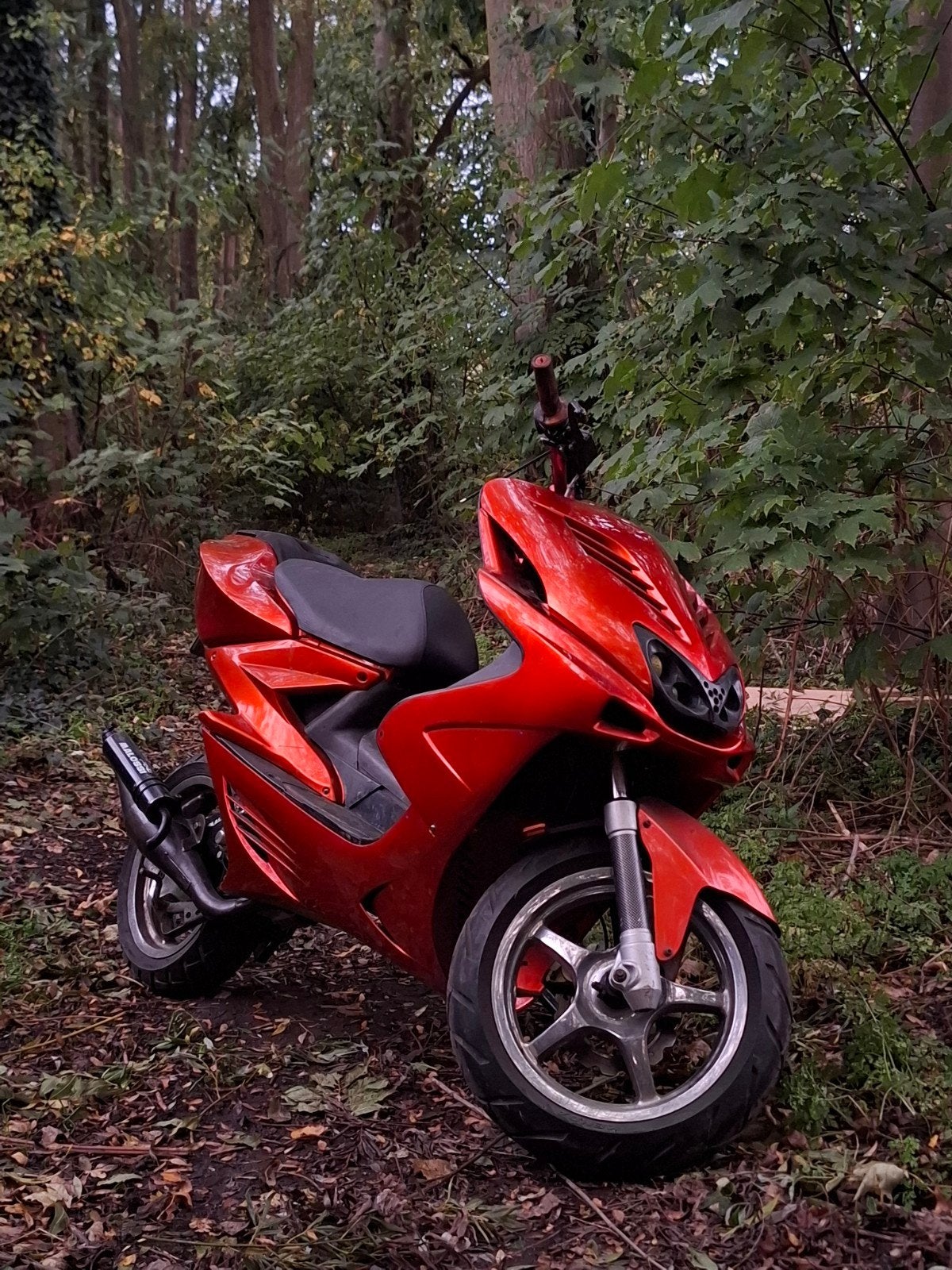 Yamaha Aerox 70cc malossi (Start niet)., Fietsen en Brommers, Ophalen of Verzenden, Zo goed als nieuw, Tweetakt, Aerox