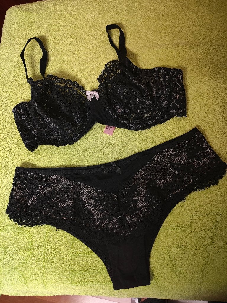 Lingerie setje maat 85e/42 zgan, Hunkemöller, Ophalen of Verzenden, Zwart, Setje